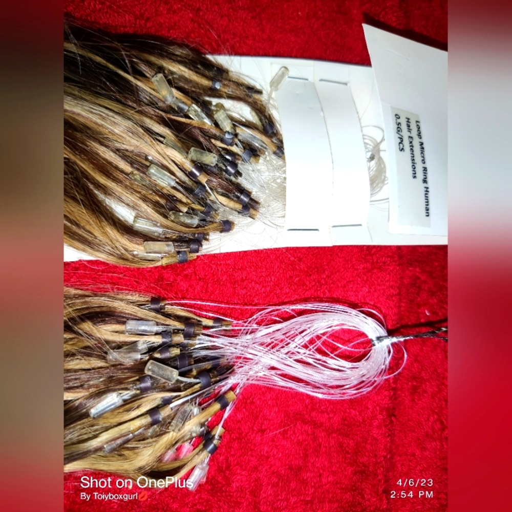 2 )20 piece remy Hair extensions 20"